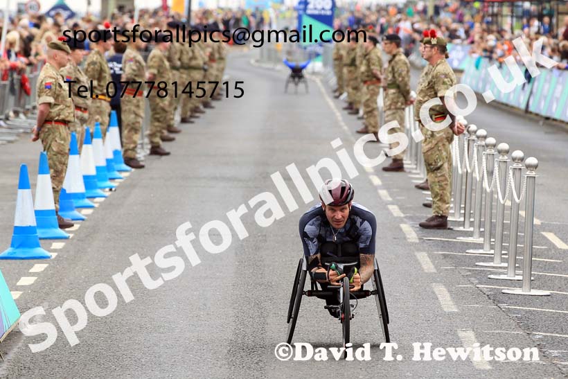 Mens wheelchair 2022 Great North Run. Photo: David T. Hewitson/Sports for All Pics